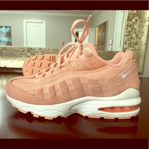 NIKE AIRMAX rare color 🌹 🌸